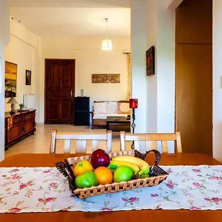 Nelly's Seaview Retreat - Summer Cozy Getaway *